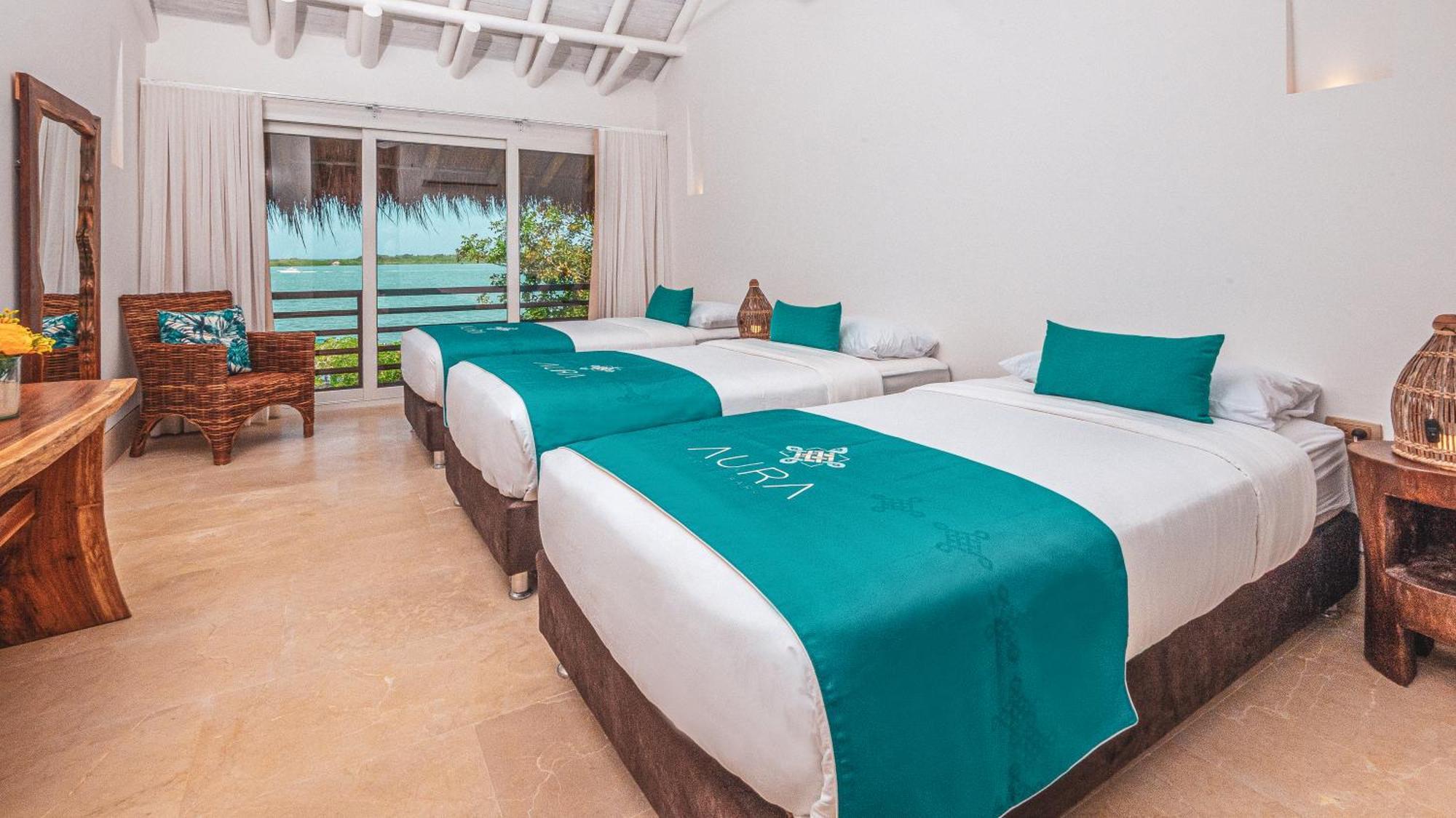 Hotel Aura 4*